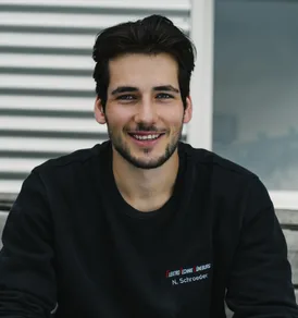 Niklas Schroeder, Auszubildender zum Elektroniker für Energie- und Gebäudetechnik